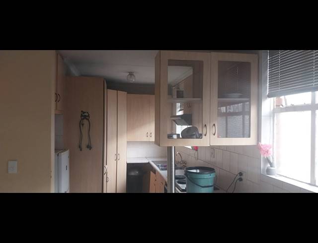 3 BEDROOM FLAT FOR SALE IN PRETORIA WEST